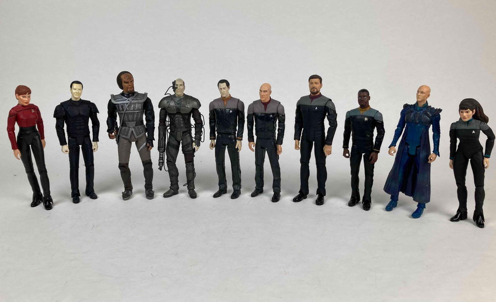 10 Star Trek Action Figures ( Hasbro ) (1 of 5)