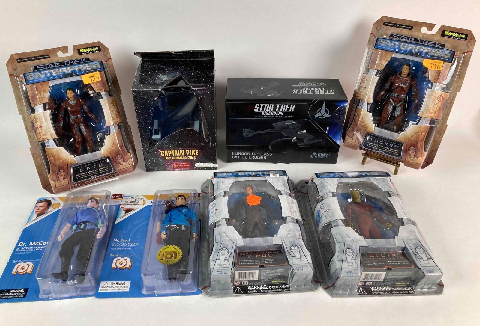 Sealed Star Trek Action Figures, Battle Cruiser, and Command Chair ( Mego , Artasylum, Hero) (1 of 6)