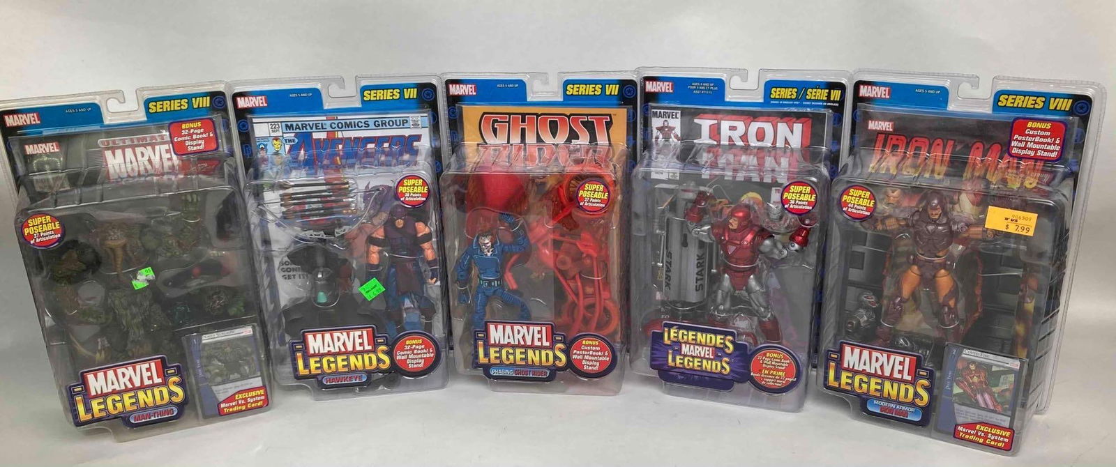 11 Marvel Action Figures with Comic Book Attached ( Hasbro ) (1 of 8)