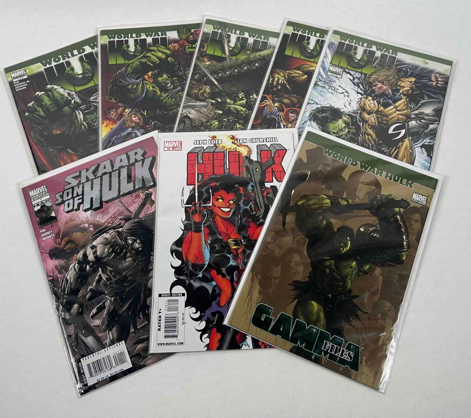 8 Red She Hulk and Hulk Comic Books (Marvel) (1 of 12)