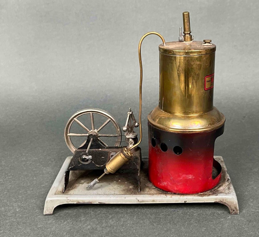 Antique Steam Engine Toy (1 of 4)