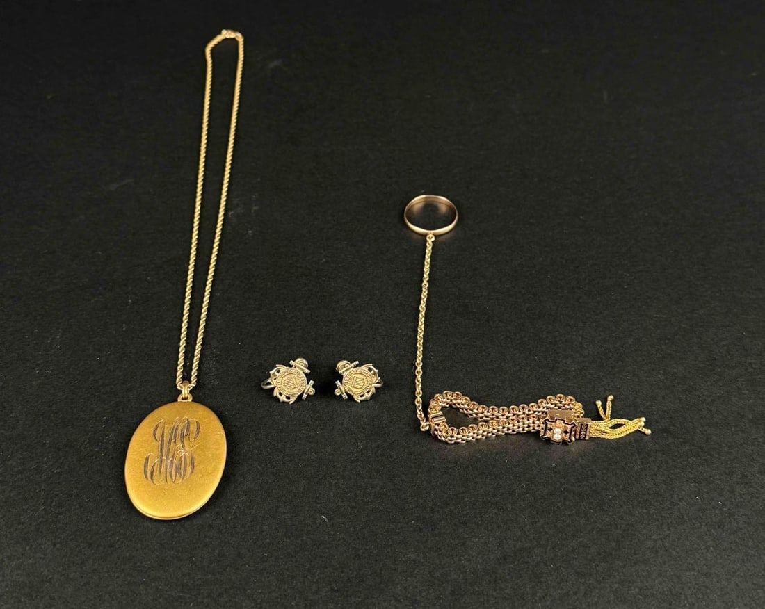 Lot of 3 Pieces of Jewelry (1 of 9)