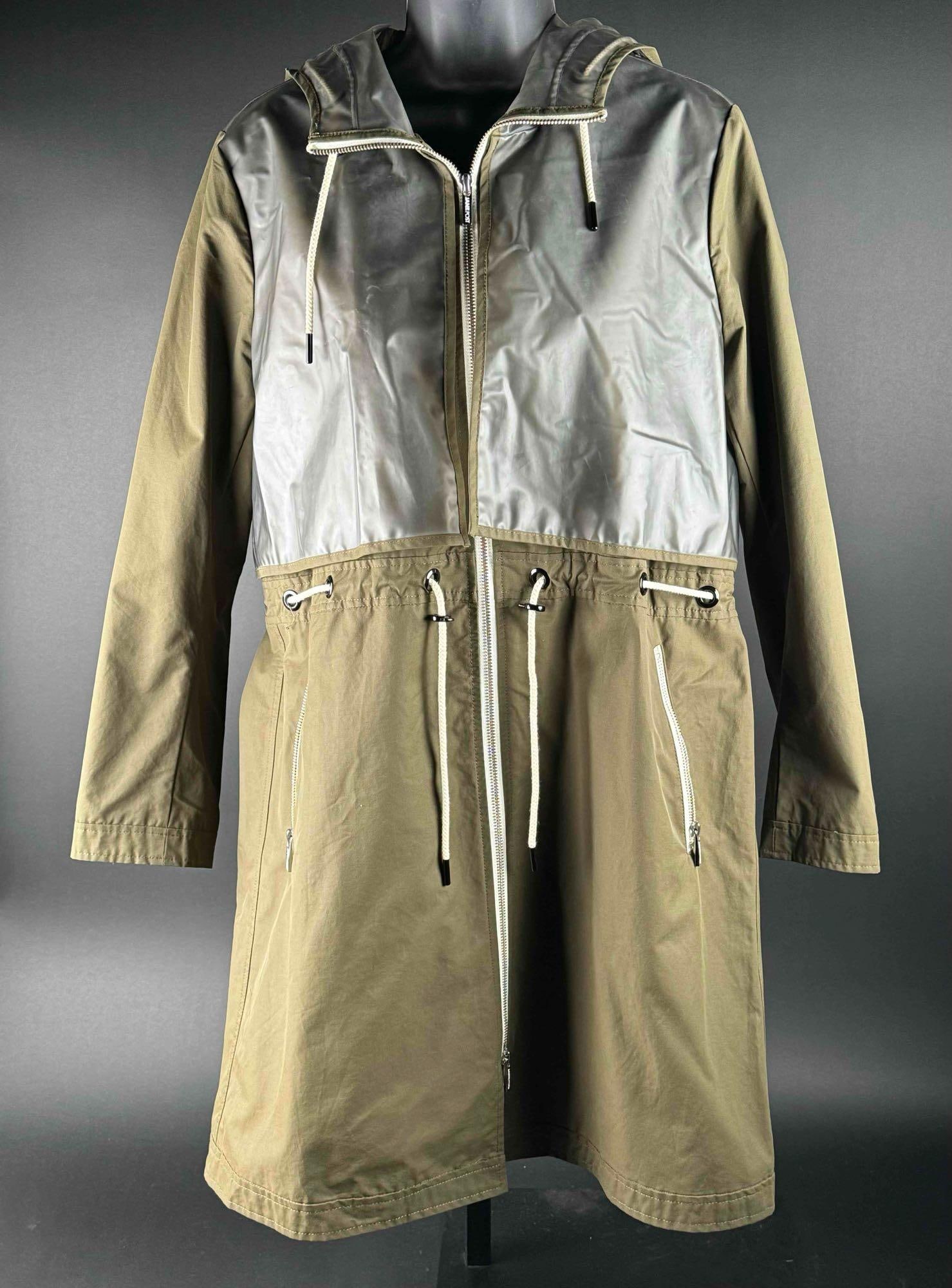 Jane Post Rain Coat: Jane Post olive green hooded rain coat. Made in China. In excellent vintage condition. Please see photos for additional details. Dimensions: Size M in US | Please note all lots show signs of wear comm