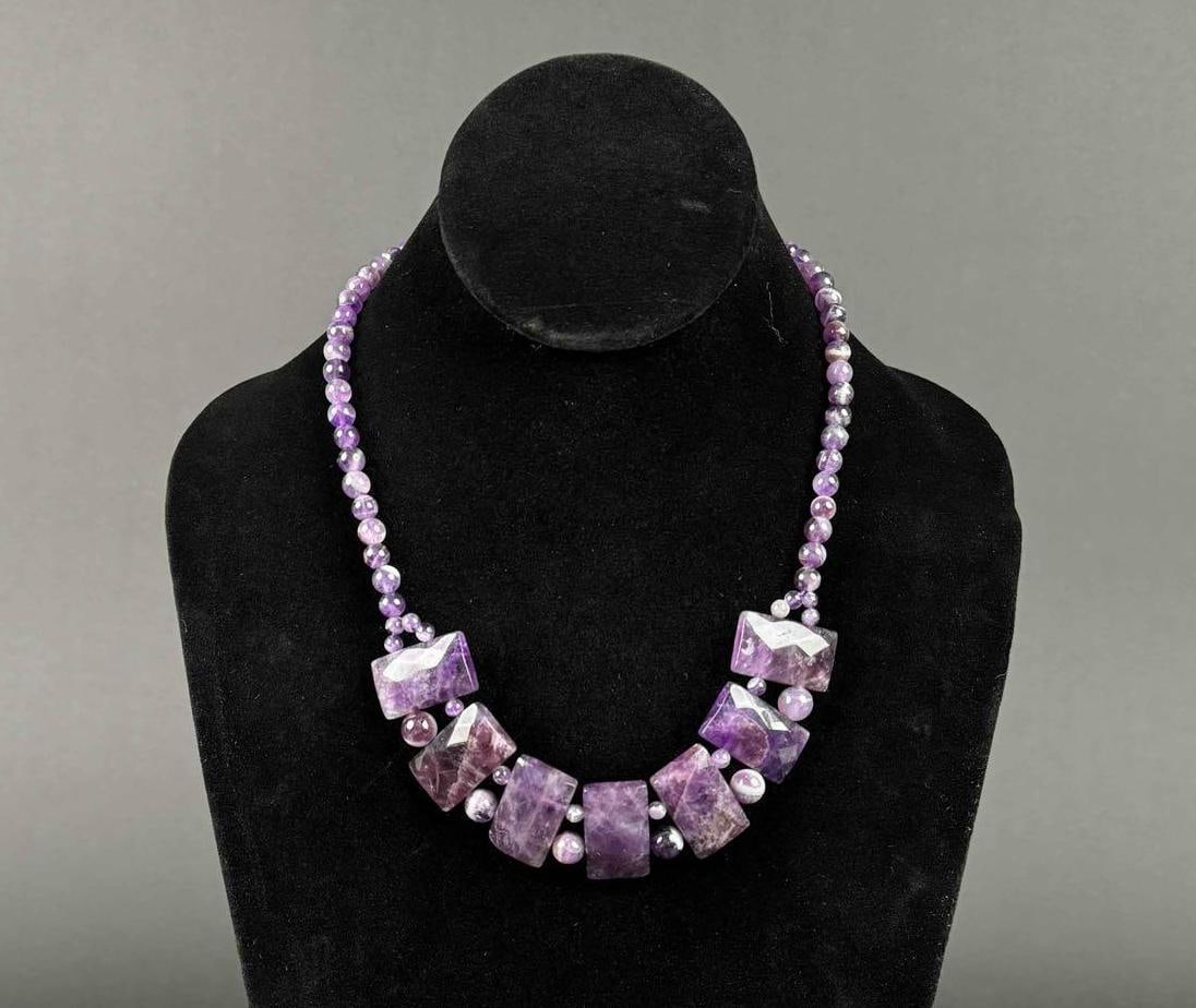 Banded Amethyst Beaded Necklace (1 of 3)