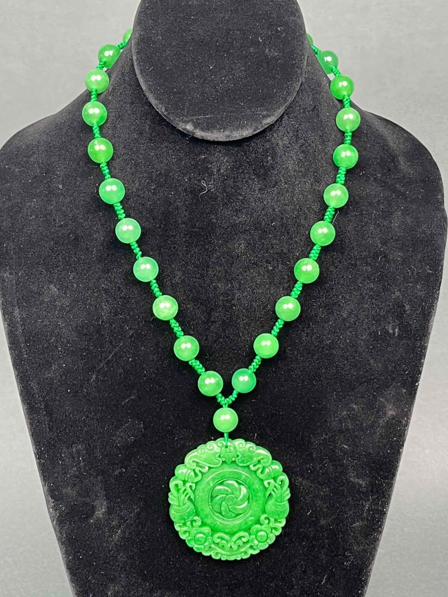 Burmese Green Jade Floral Necklace (1 of 5)