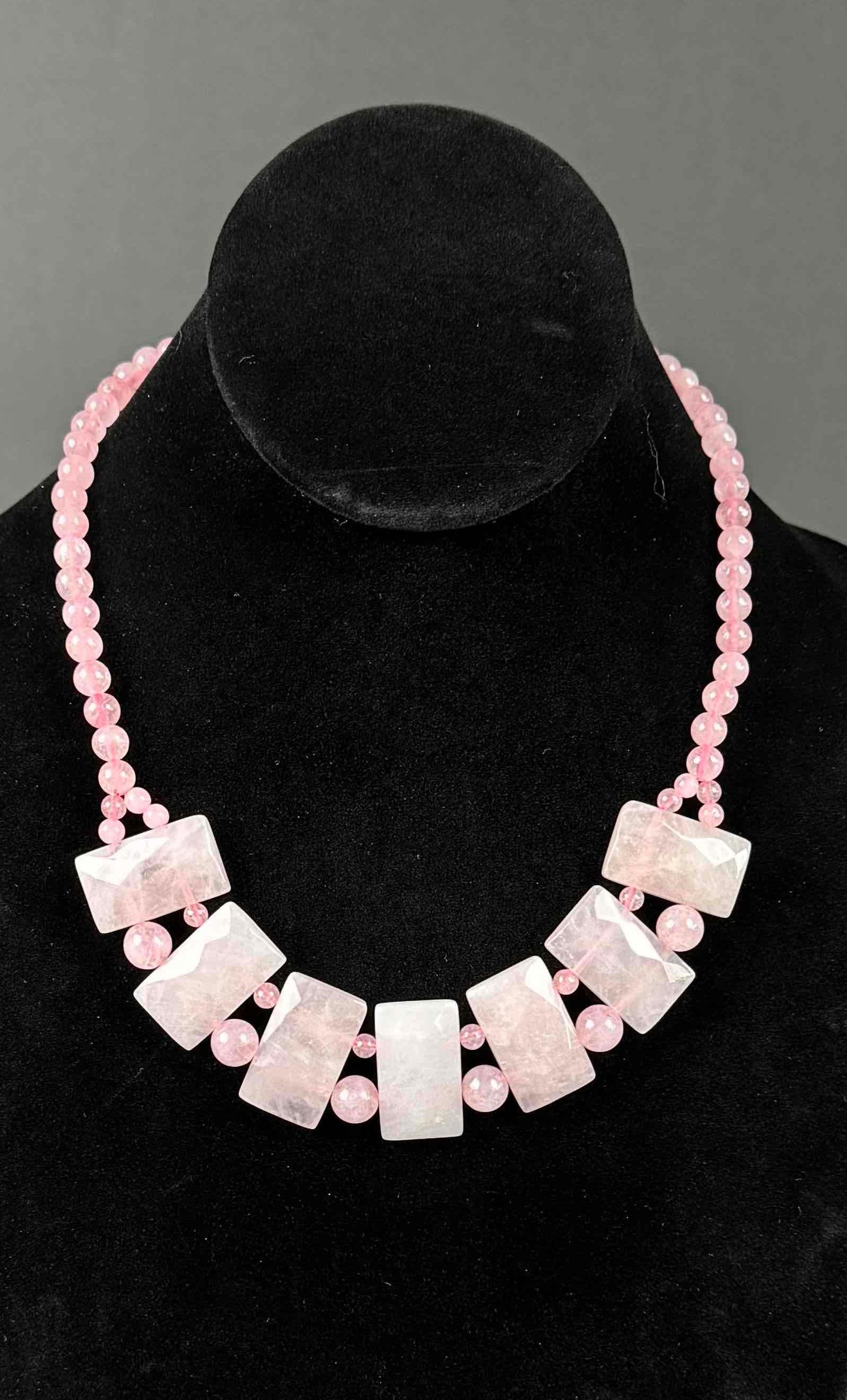 Rose Quartz Beaded Necklace (1 of 3)