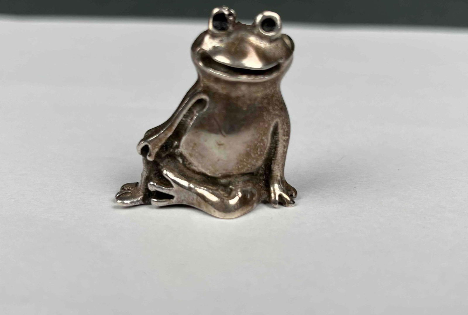 Sterling Silver Frog Brooch (1 of 4)