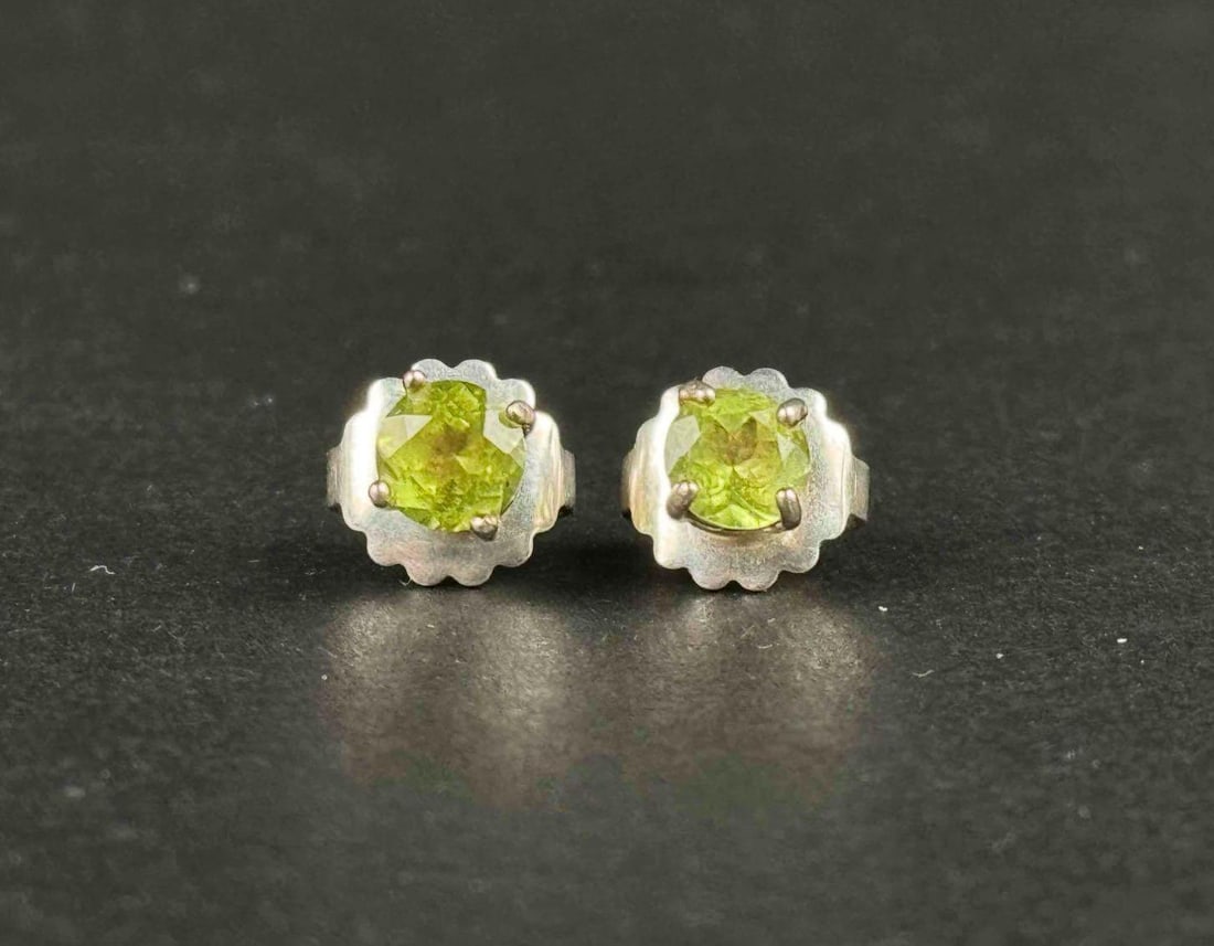Vintage Sterling and Peridot Post Earrings (1 of 4)