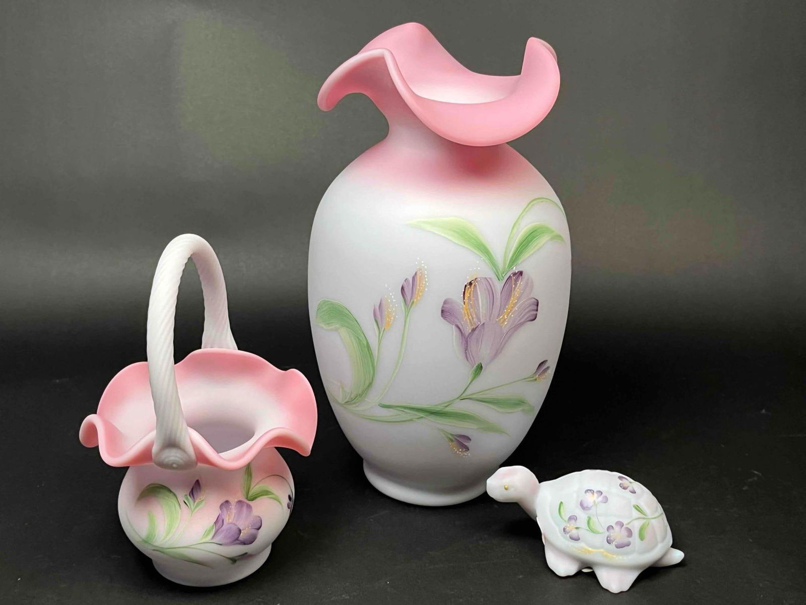 Fenton Lily on Blue Burmese (1 of 7)