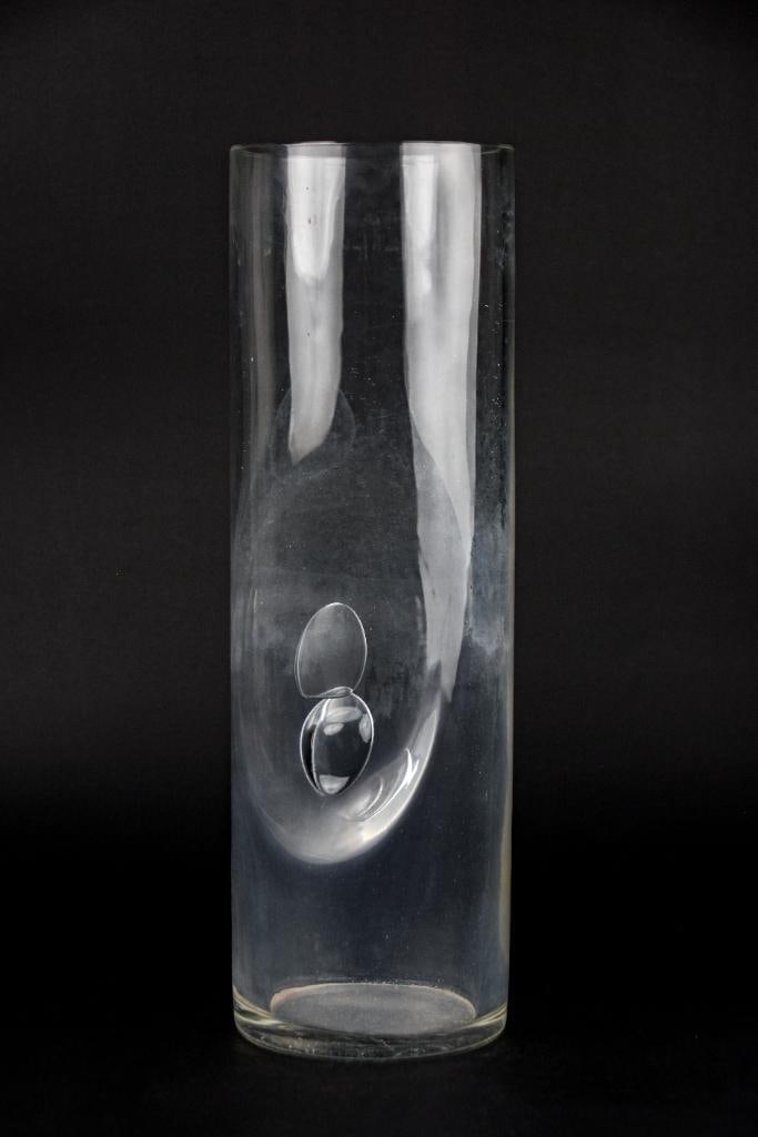 Modern Crystal Vase: Modern crystal vase. Piece is in good condition with minimal scratching and clouding. Please see photos for additional details. Dimensions: 15" x 4.5" Please note all lots show signs of wear