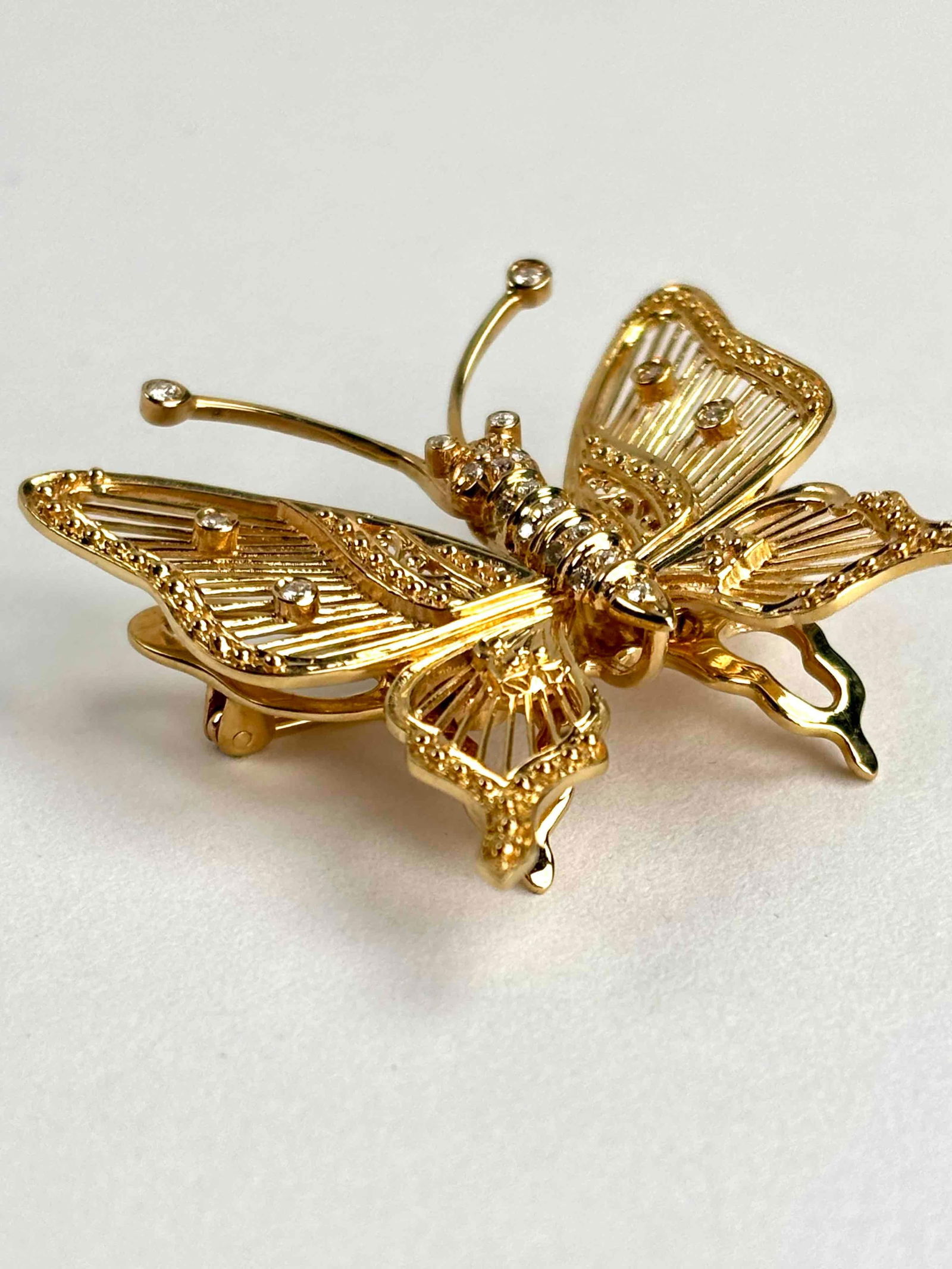 18k Gold and Diamond Butterfly Pin (1 of 7)