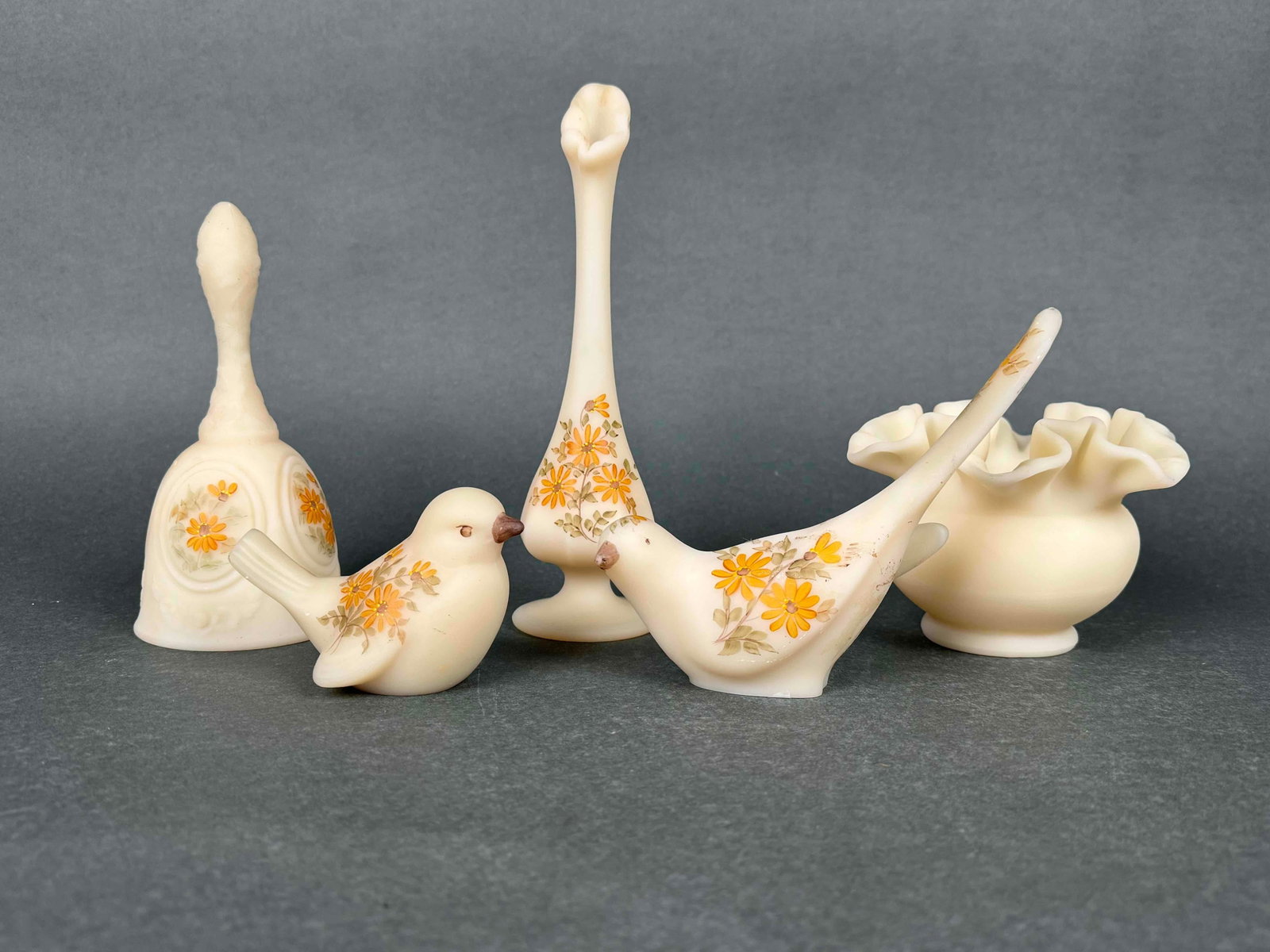 Fenton Daisies on Cameo Satin: Fenton Daisies on Cameo Satin (1978- 1983) All pieces are in excellent condition. Please see photos for additional details. Small Bird - 5163 CD Happiness Bird - 5197 CD Medallion Bell - 8267 CD Bud V