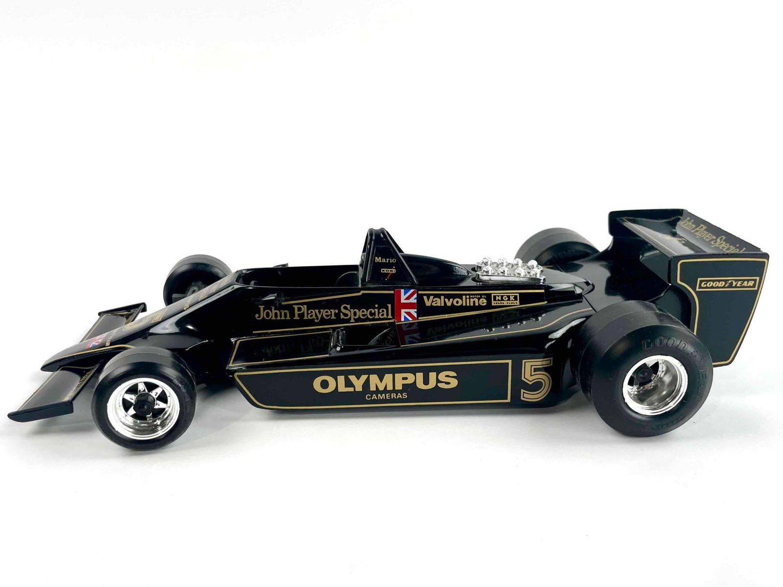 Burago Lotus 1979 John Player Special Grand Prix Model Car (1 of 6)