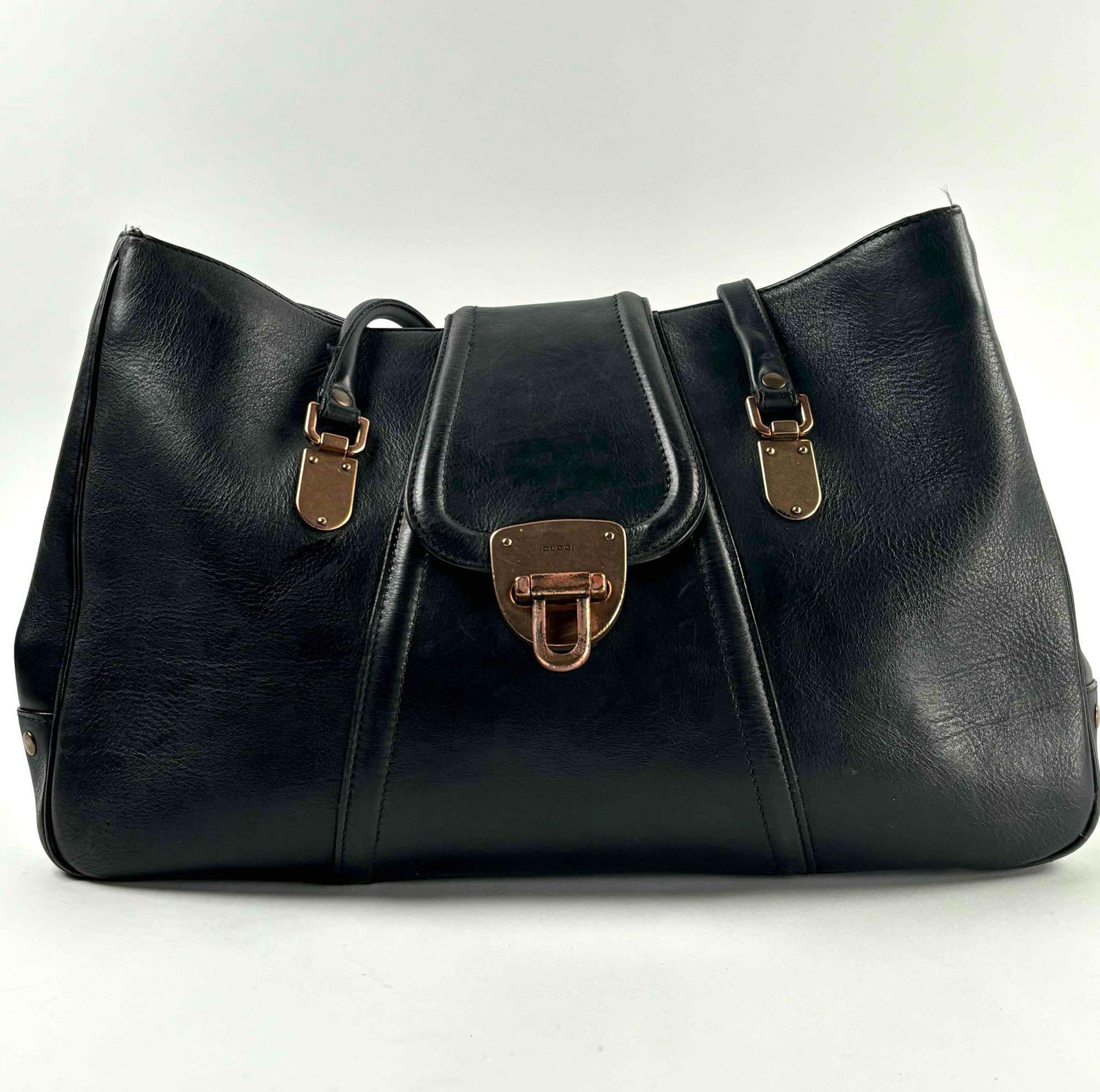 GUCCI Smooth Calfskin Large Flap Tote (1 of 12)