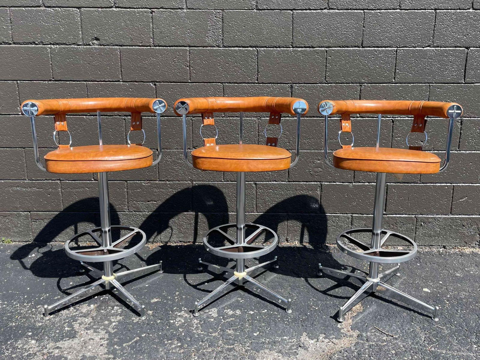 Three 1970s Daystrom Chrome and Faux Leather Barstools (1 of 10)
