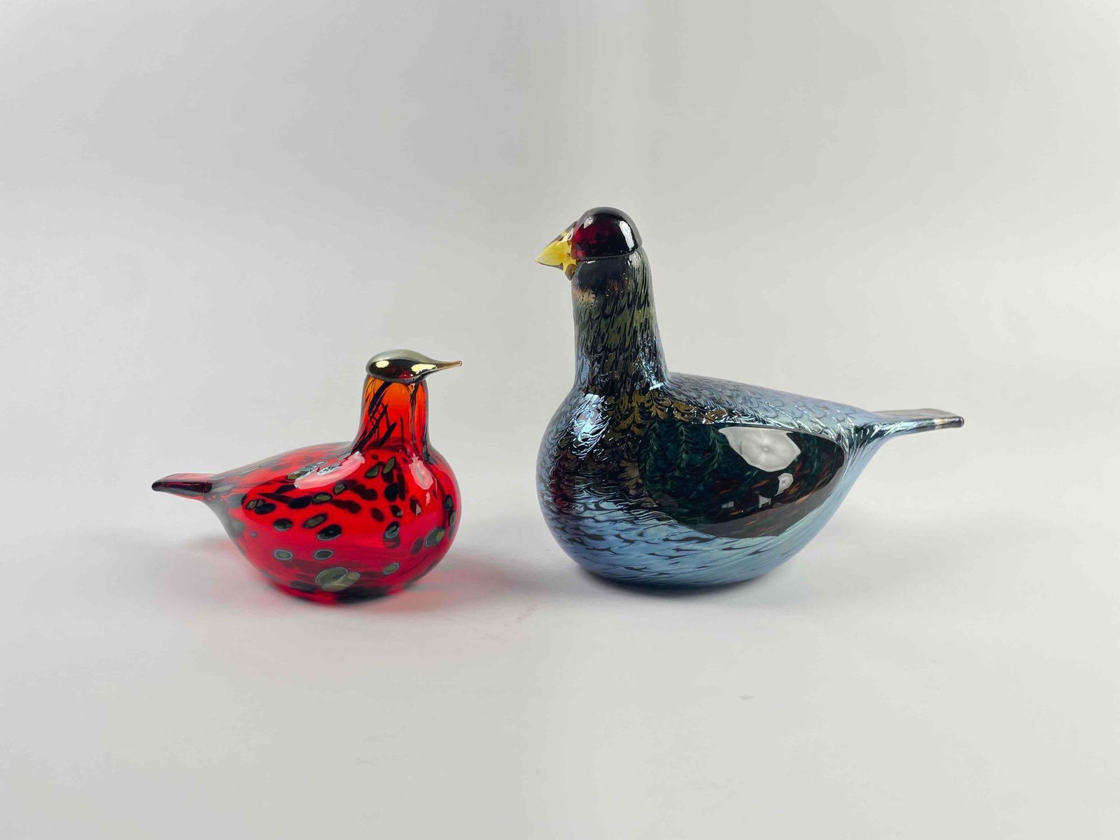 Pair of Littala Finland Glass Birds (Oiva Toikka) (1 of 10)