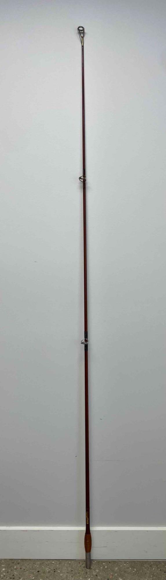 Mohawk "Surf King" Fiberglass Fishing Rod (1 of 9)
