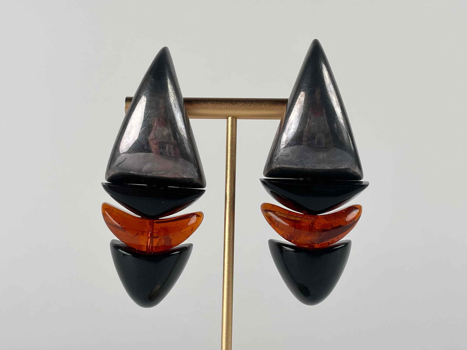 Pair of Gerda Lynggaard Monies Sterling Silver Clip On Earrings: Pair of Gerda Lynggaard Monies sterling silver earrings. Earrings are clip ons. Made in Copenhagen. In excellent condition. Please see photos for additional details. Dimensions" 3" x 1.25