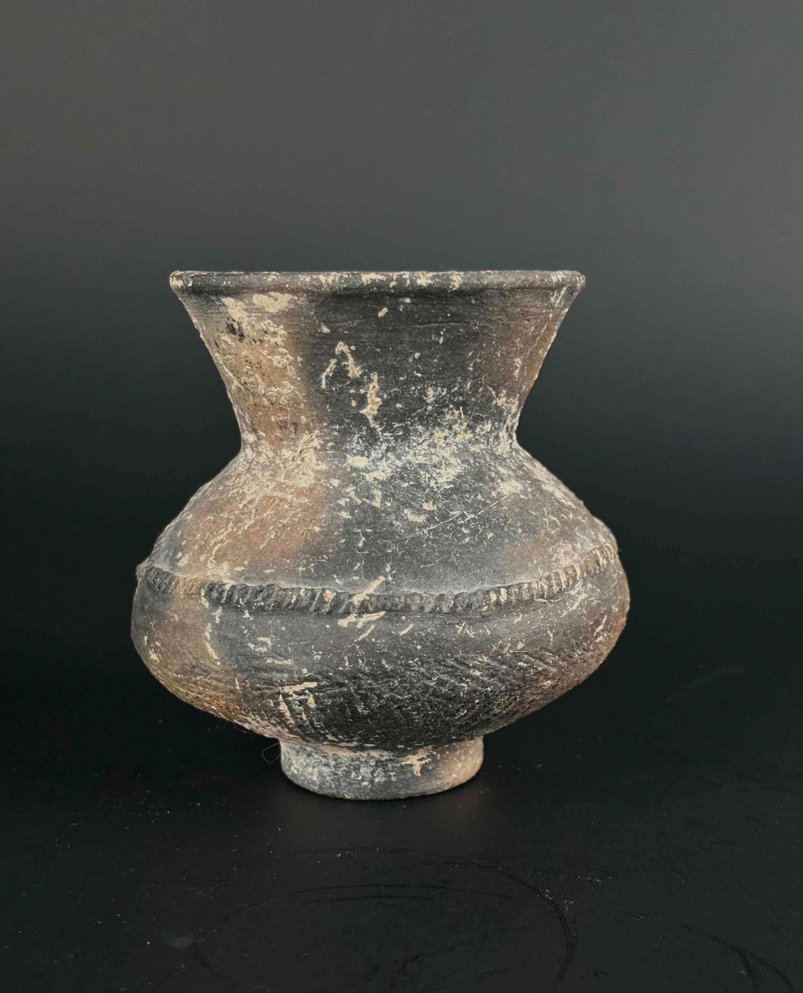 Thai Ban Chiang Burnished Pot (1 of 8)