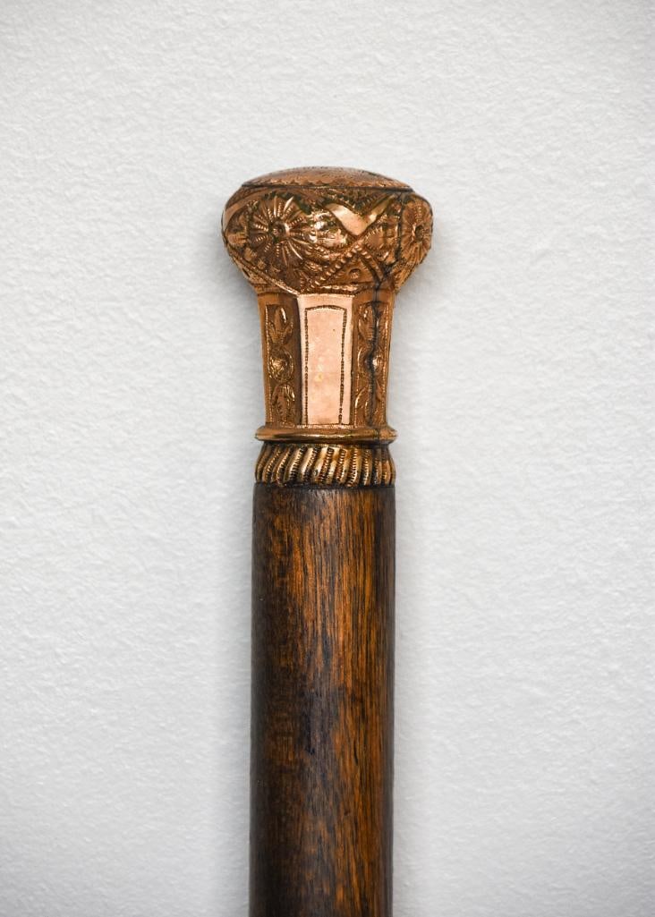 Antique Gentlemans Cane with Gold Plated Knob (Signed W.D.C) (1 of 8)