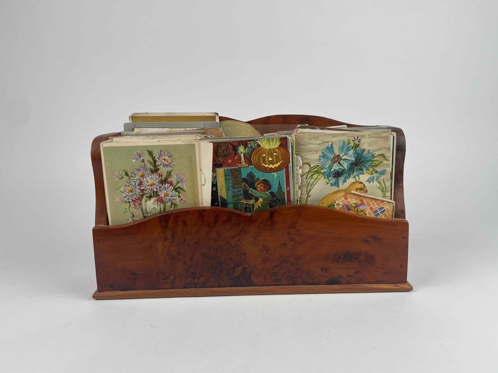 Assorted Antique Post Cards in Burlwood Case (1 of 8)