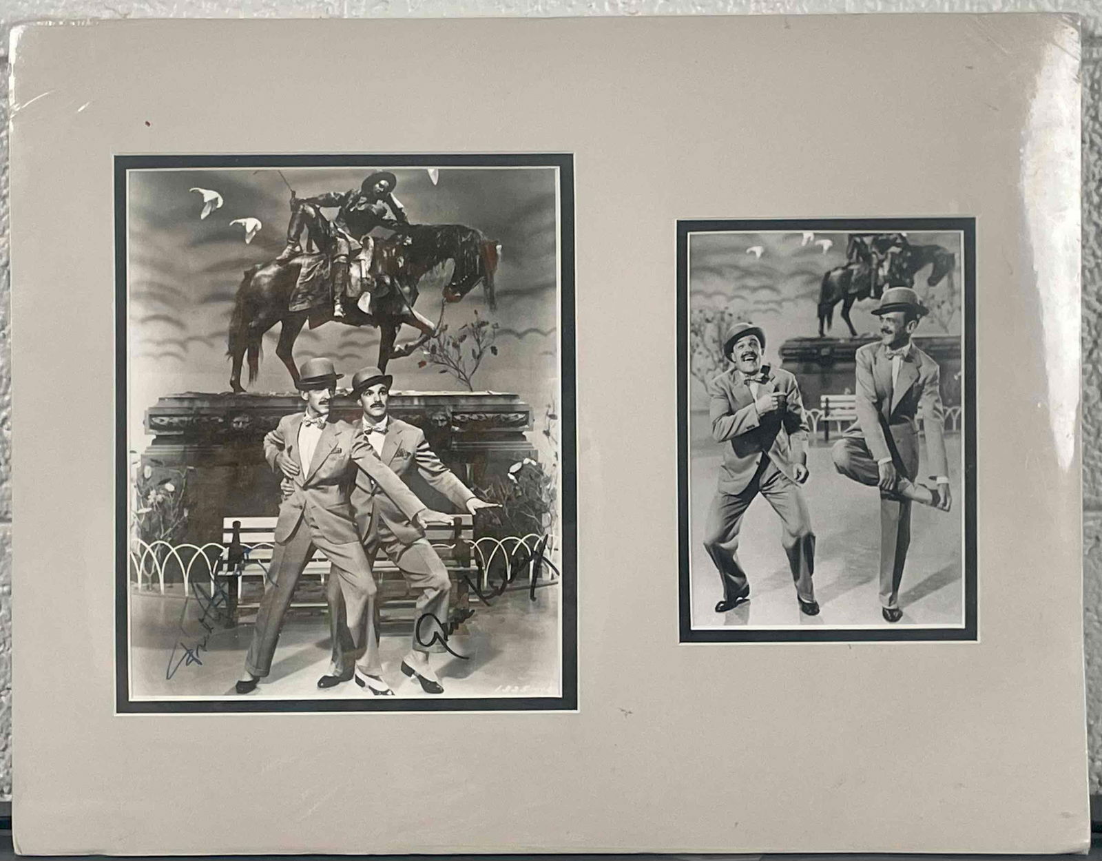 Signed Photographs of Fred Astaire and Gene Kelly with COA (1 of 9)