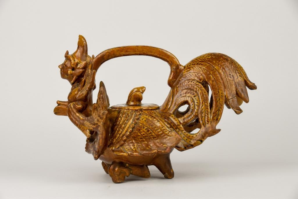 Antique Chinese Ceramic Teapot (1 of 12)