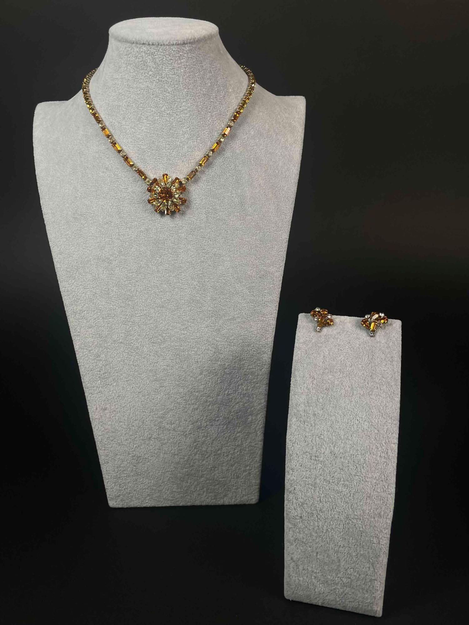 Kramer and Weiss New York Estate Jewelry (1 of 12)