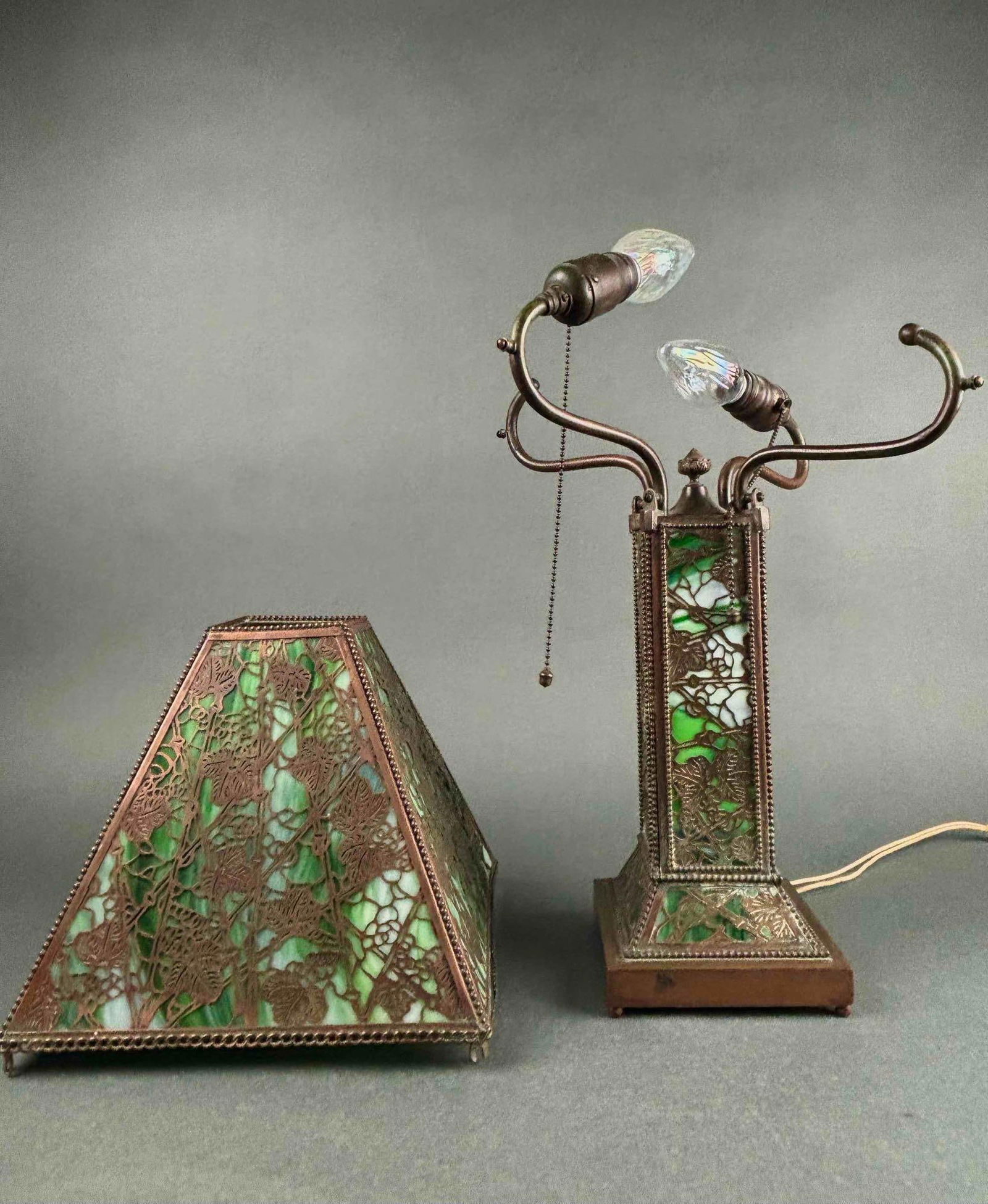 American Slag Glass Table Lamp (Attributed to Apollo Studios) (1 of 12)