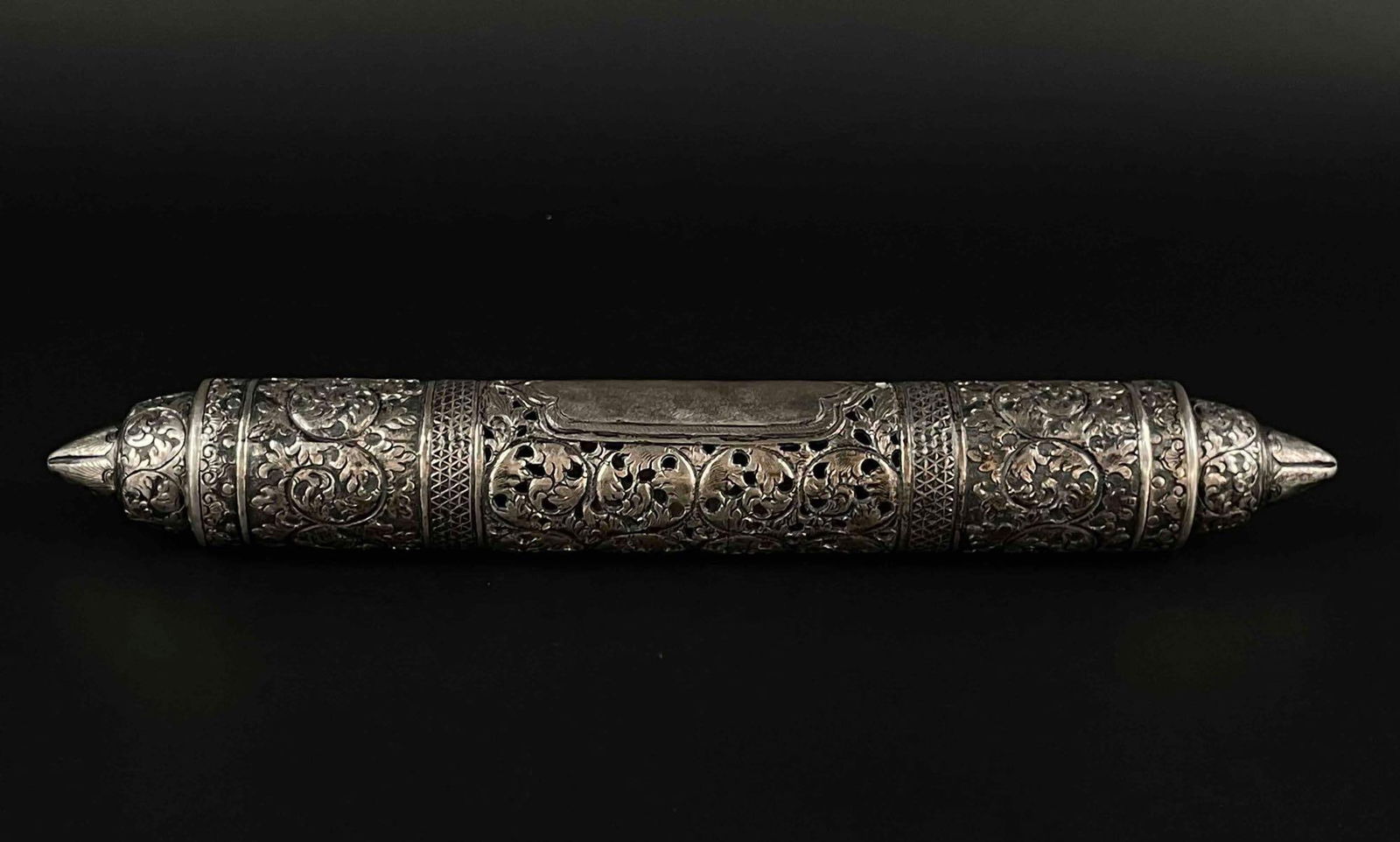 Sterling Silver Scroll Case (1 of 10)