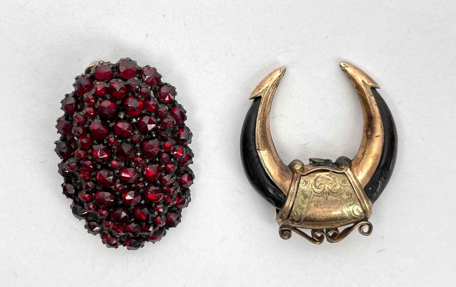 Pair of Vintage Pendants (1 of 5)