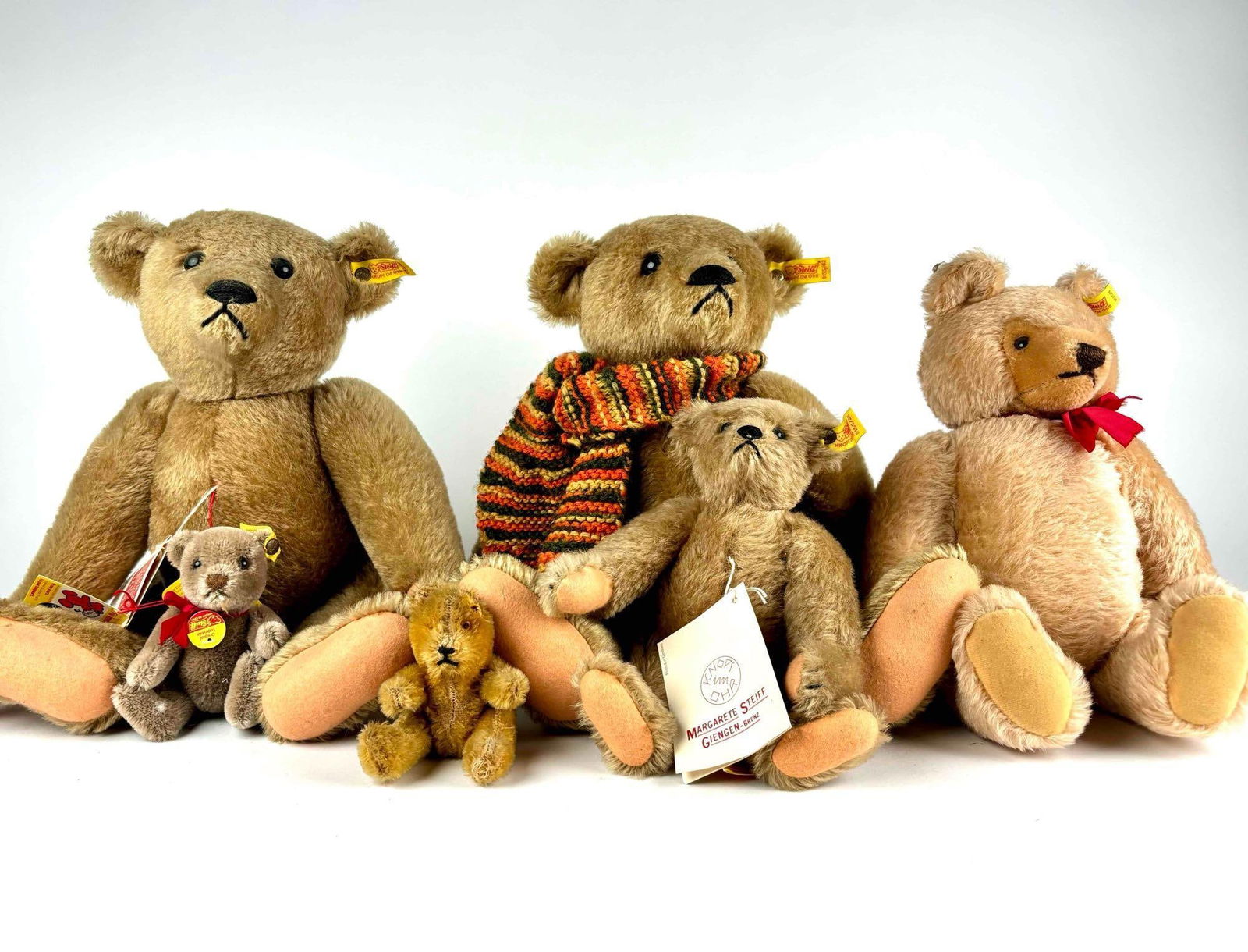 Assorted Original Steiff Teddy Bears (1 of 9)