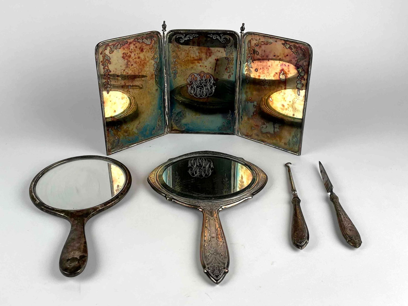 Victorian Sterling Silver Vanity Items (1 of 12)