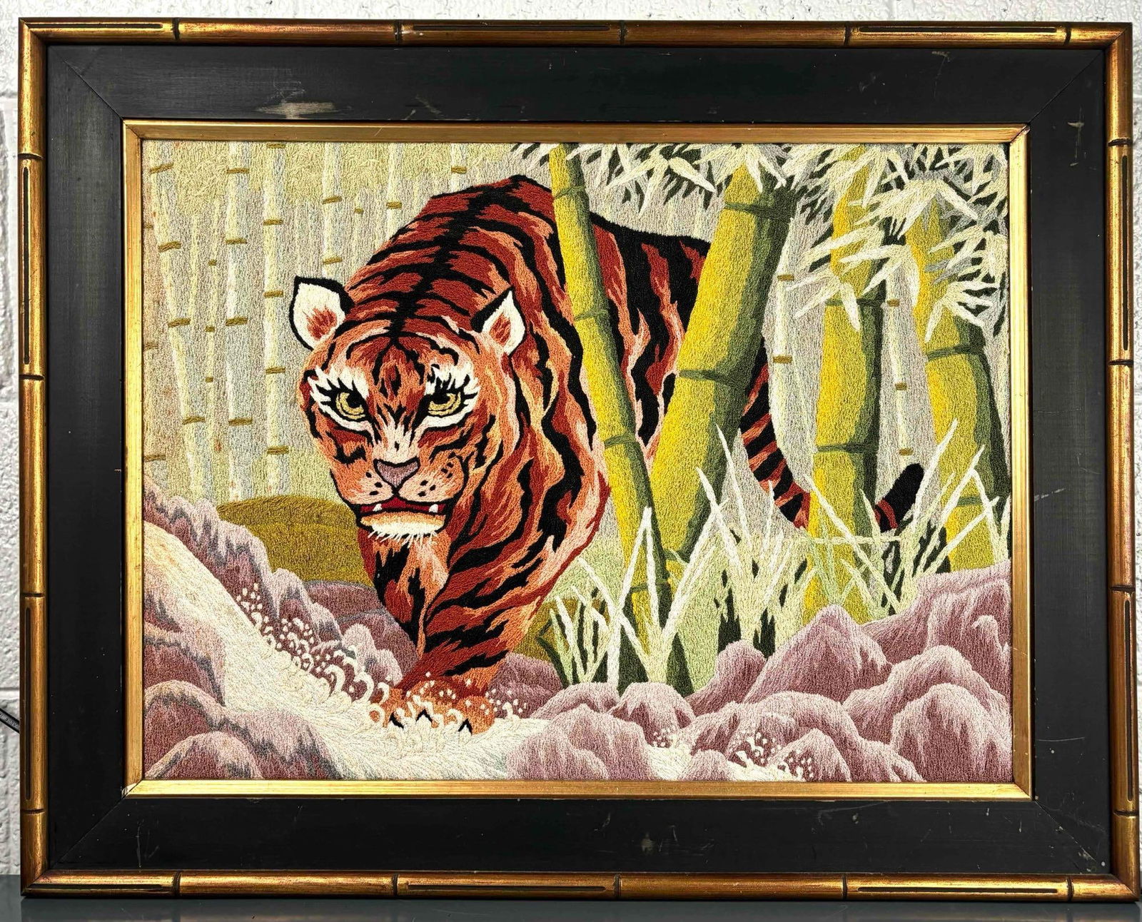 Vintage Asian Tiger Embroidery (1 of 7)
