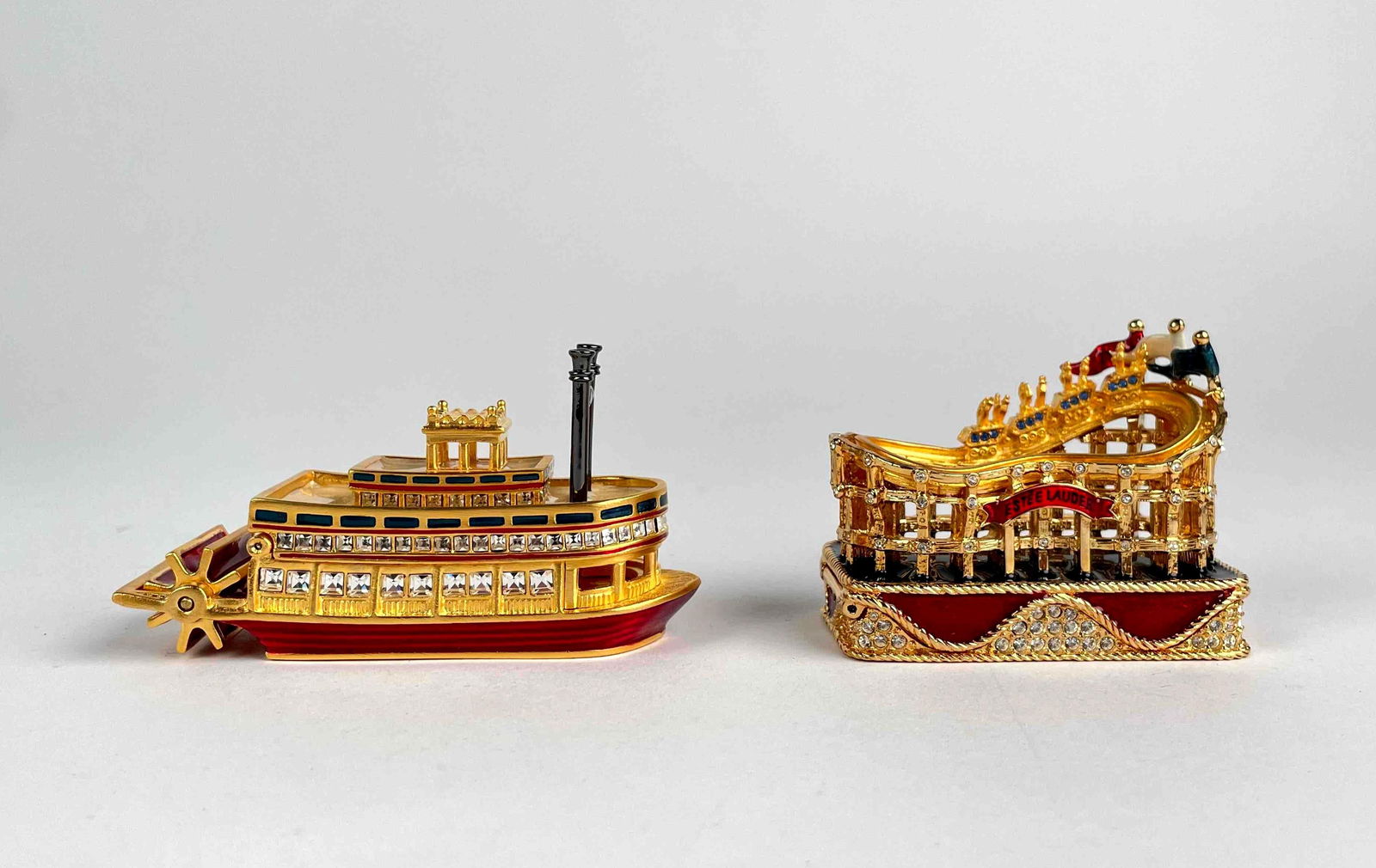 Estee Lauder Mississippi Steamboat and Rollicking Roller Coaster Compacts (Original Boxes) (1 of 10)