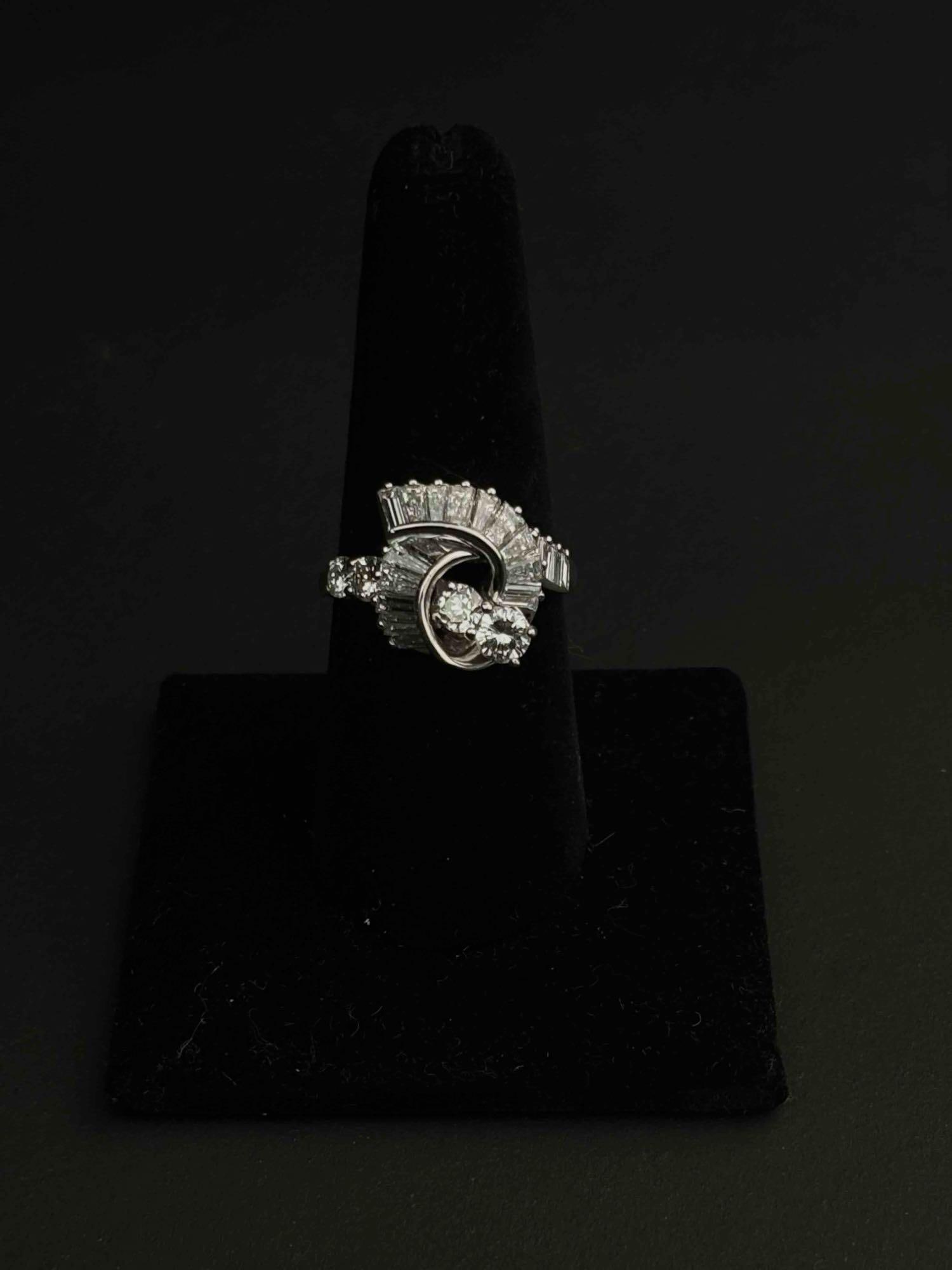 Ladies Paltinum and Diamond Cocktail Ring (1.50 ctw) (1 of 9)