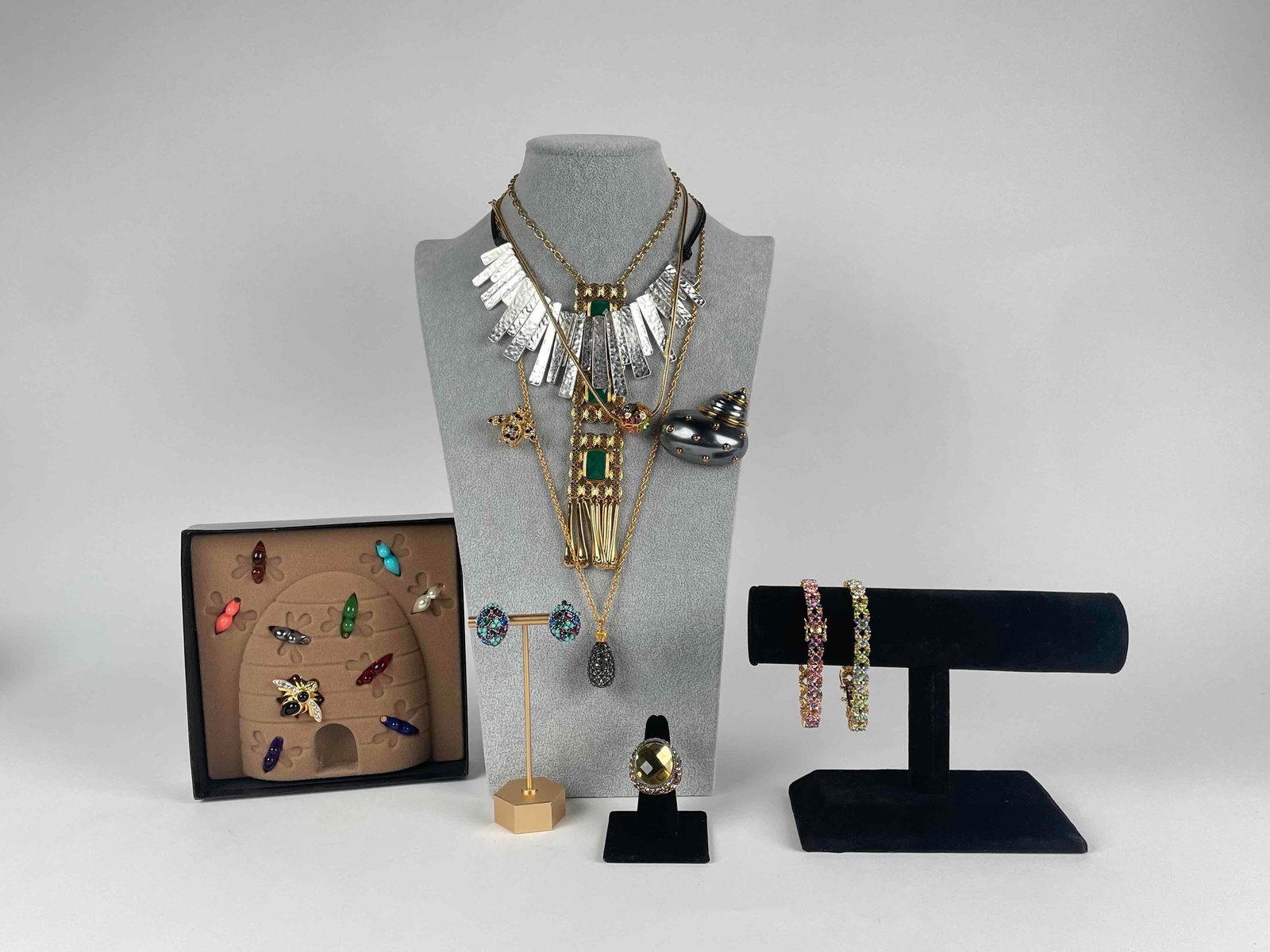 Assorted Joan Rivers Jewelry (Original Boxes and Receipt of Purchase) (1 of 12)
