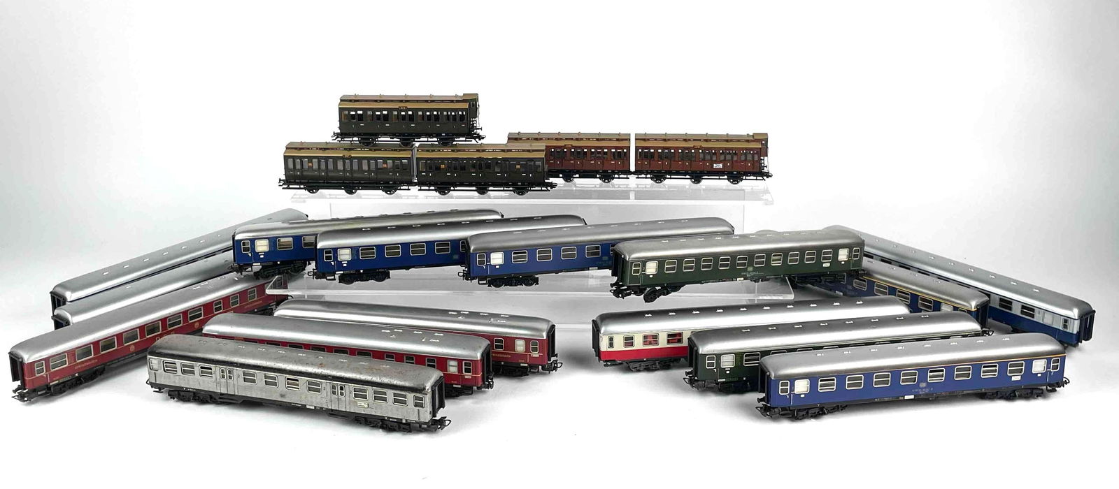Markin HO Scale Trains (1960s - 1990s) (1 of 12)