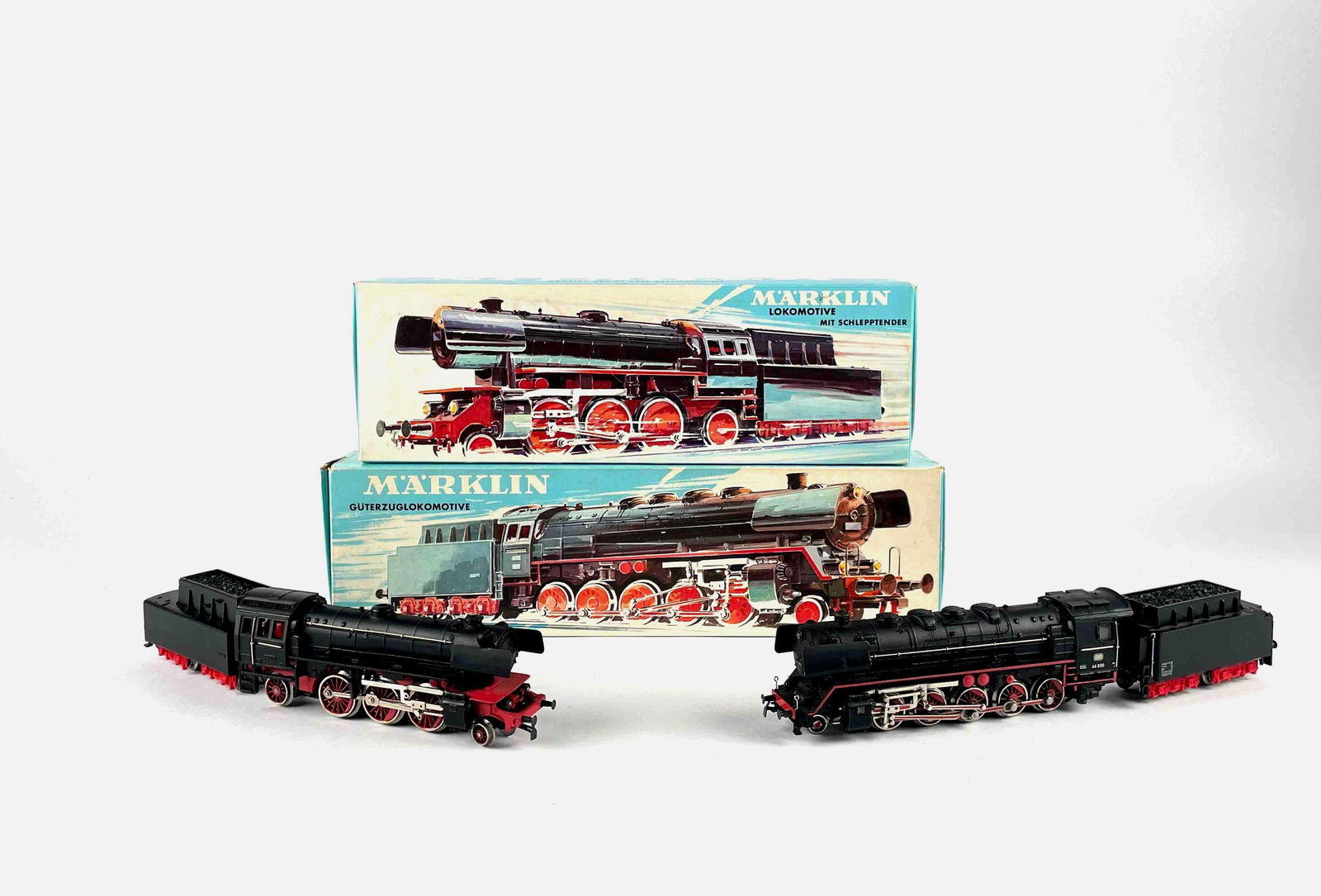 Pair of Marklin HO Scale Steam Engines (3047, 3097) (1 of 10)