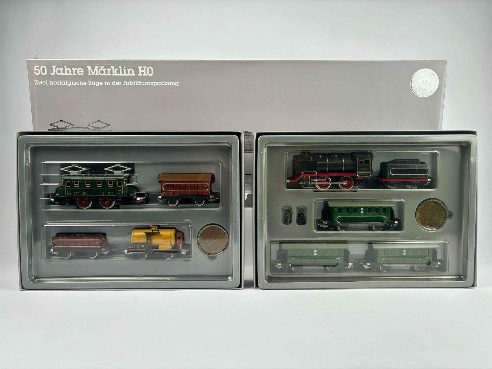 Marklin 50th Anniversary Train Set (0050) (1 of 12)