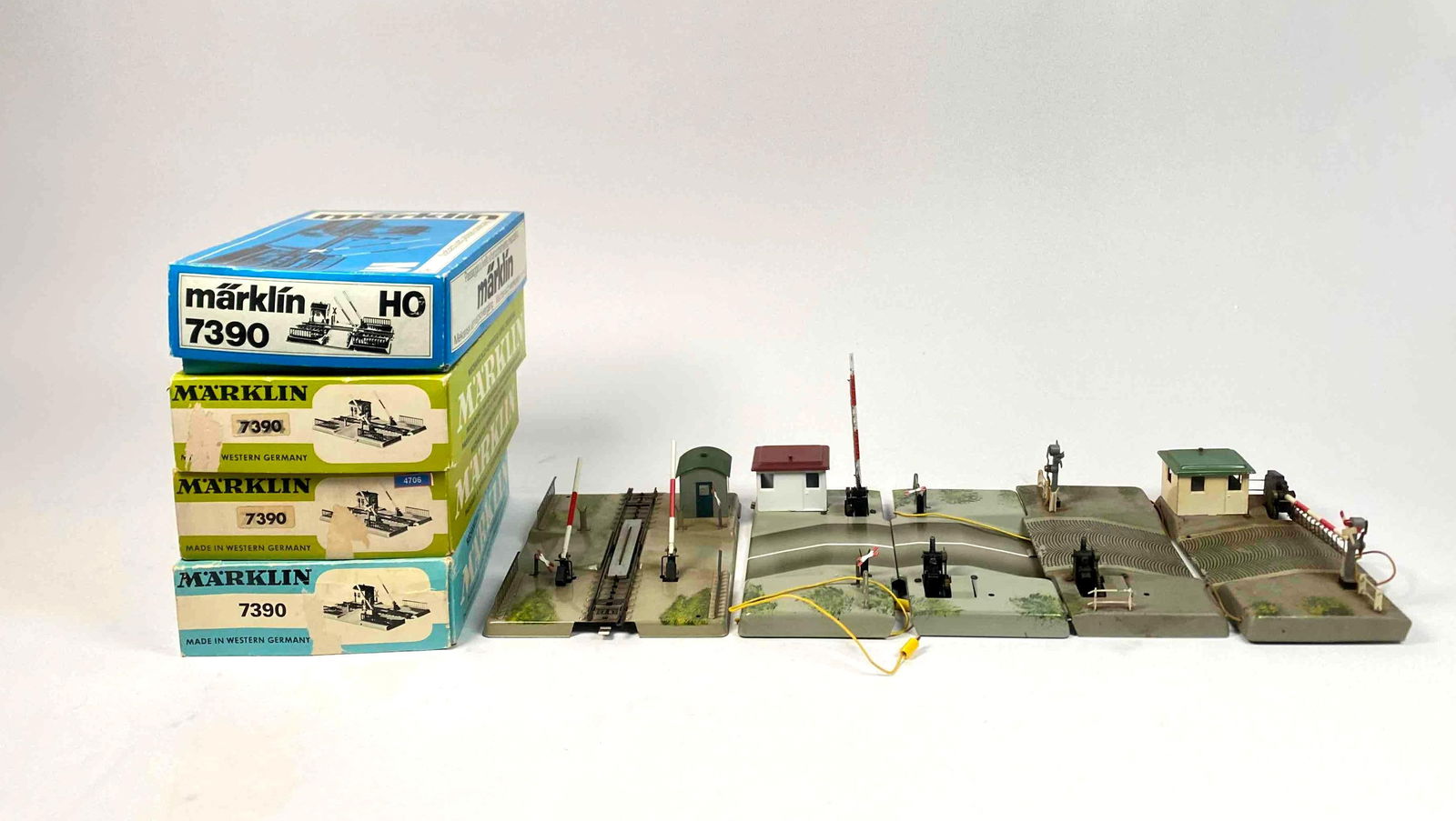 Group of Marklin HO Scale Railway Crossing Gates (7390, Etc.) (1 of 12)