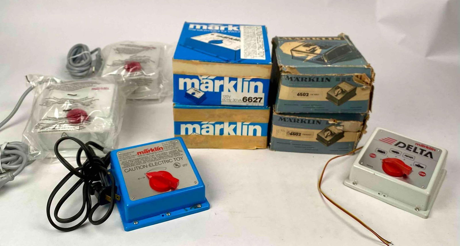 Eight Marklin Transformers and Control (1 of 12)