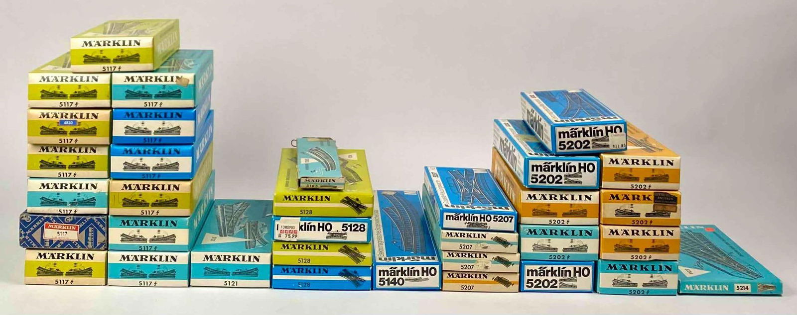 Marklin Railway Tracks and Switches (1 of 12)