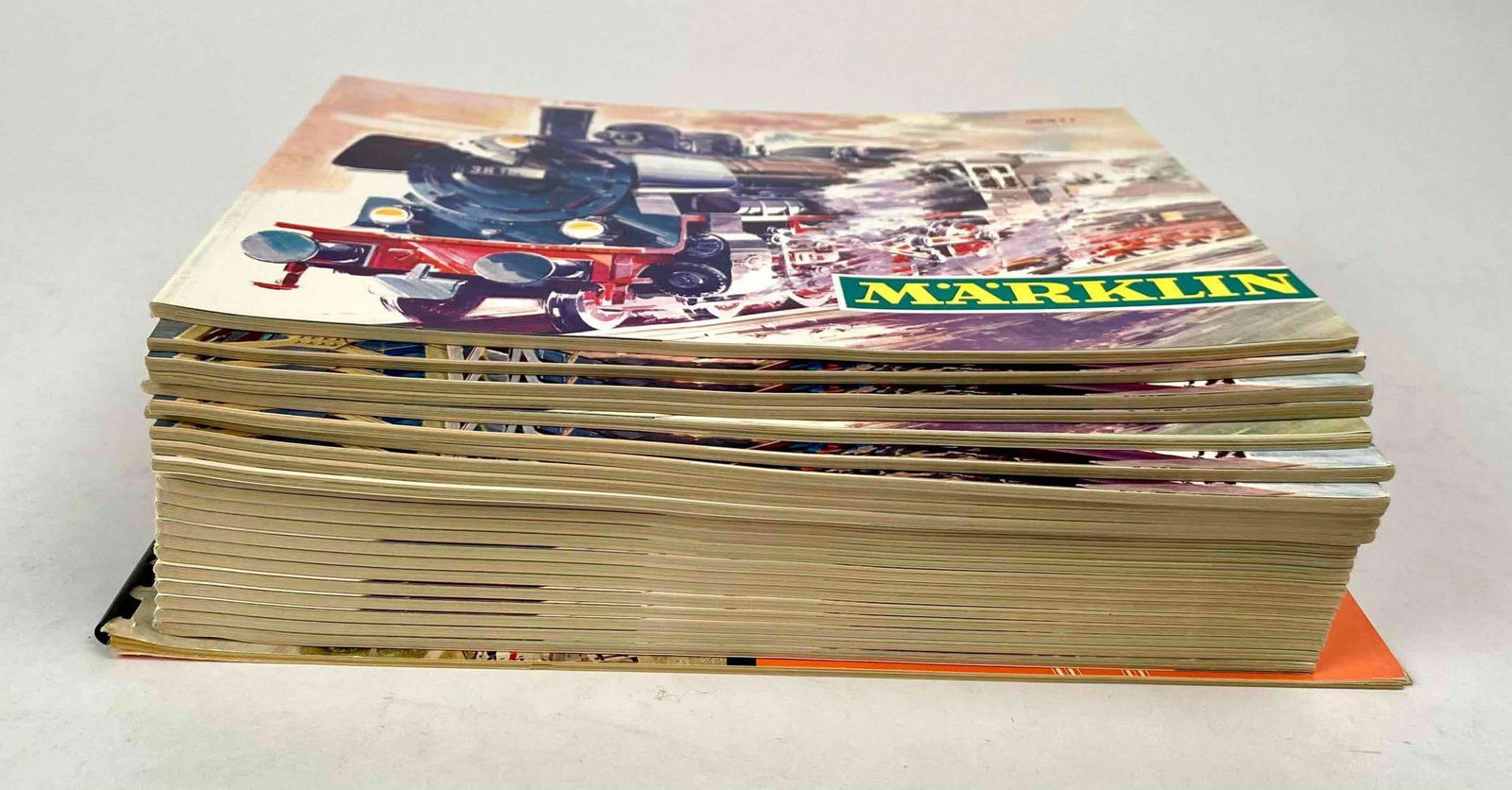 Marklin Catalogs and Track Layout Plans (1 of 3)