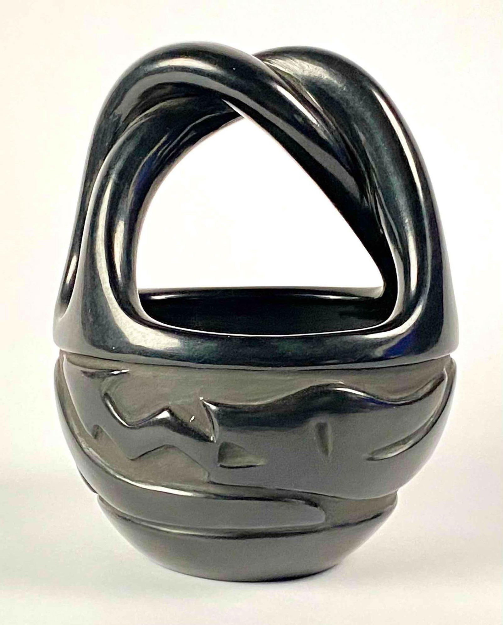 Santa Clara Pueblo Pottery Basket (1 of 6)