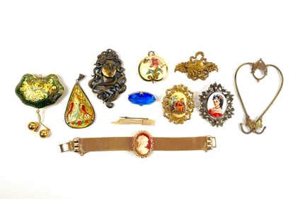Group of Art Nouveau Jewelry (Pins, Pendants, Bracelet)