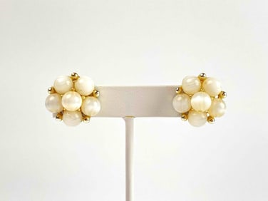 Vintage Lisner Faux Pearl Cluster Earrings
