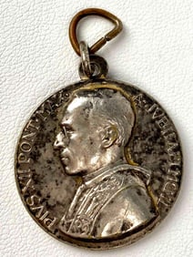 Vintage Pope Pius XII Charm