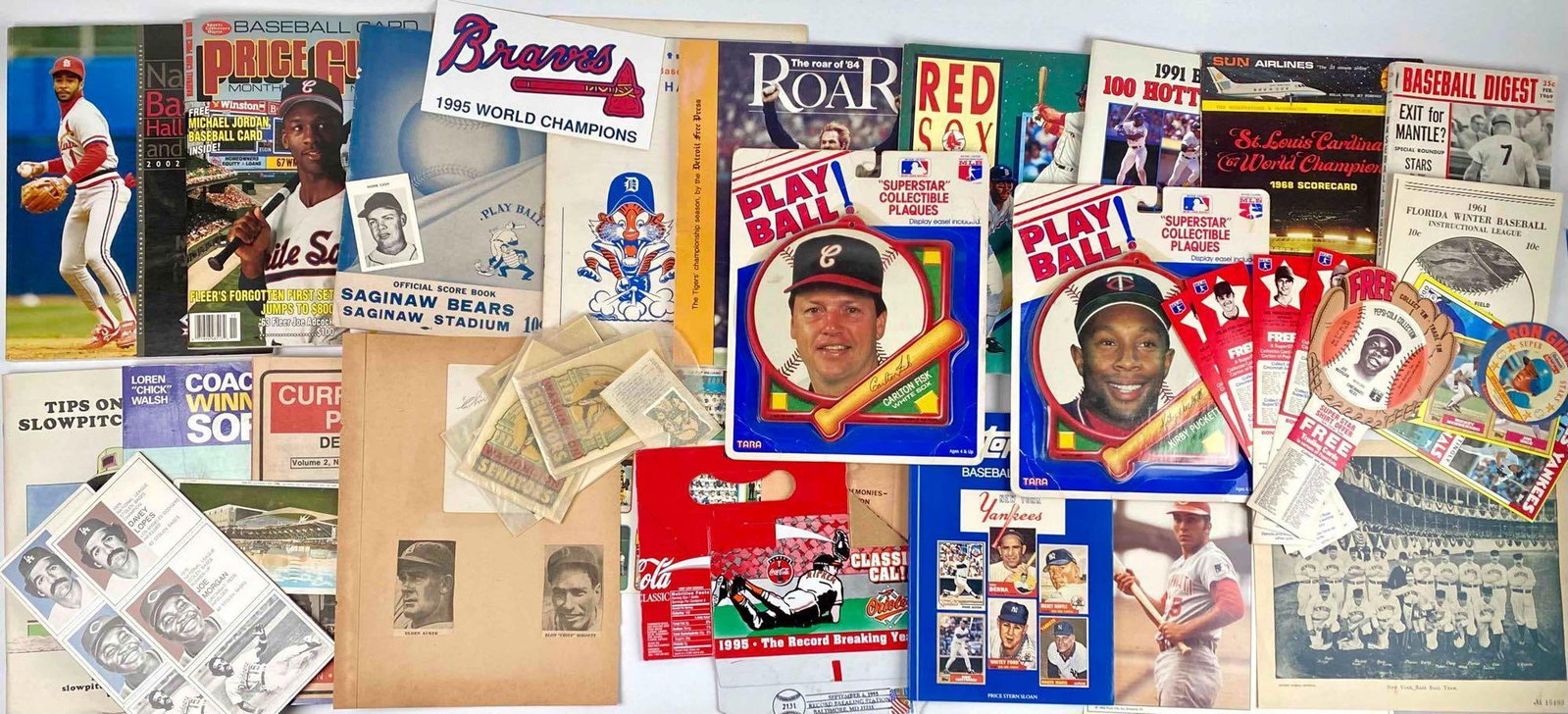 Large Lot of Baseball Ephemera from Mid 20th Century: Large Lot of Baseball Ephemera from Mid 20th Century. Lot is in good to excellent condition. Please see photos for additional details. Dimensions Smallest: 3" x 2" Dimensions Largest: 11" x 9" Total W