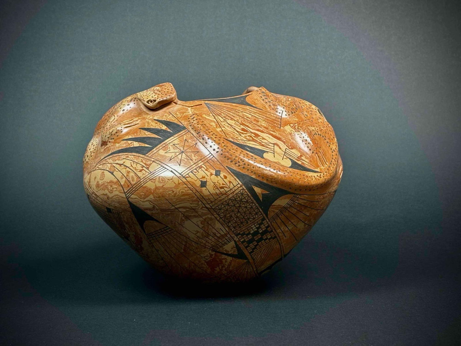 Damian Quezada, Mata Ortiz Pottery Vessel (Mexico) (1 of 12)